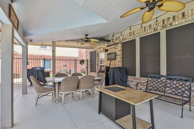 7111 Timber Post Lane, Humble, TX 77346