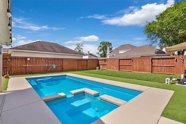 7111 Timber Post Lane, Humble, TX 77346