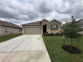 314 Abbey LN, Lockhart, TX 78644