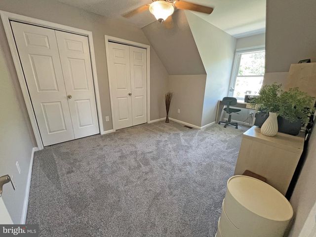 4206 UPLAND DR, Upper Chichester, PA 19061
