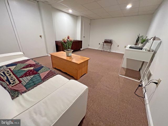 4206 UPLAND DR, Upper Chichester, PA 19061