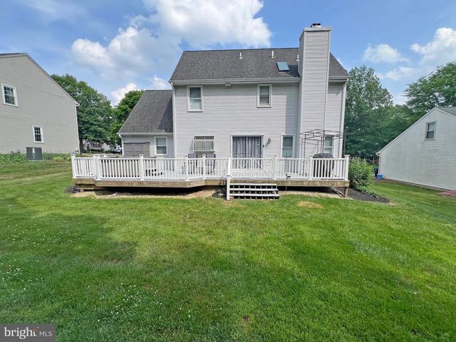 4206 UPLAND DR, Upper Chichester, PA 19061