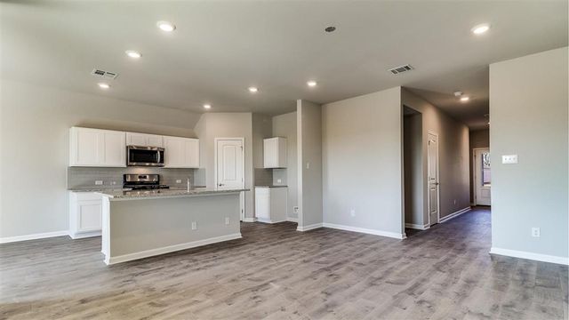 3132 Sapphire Drive, Lake Charles, LA 70607