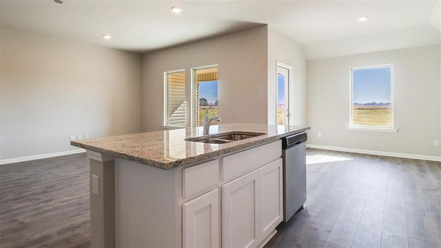 3132 Sapphire Drive, Lake Charles, LA 70607