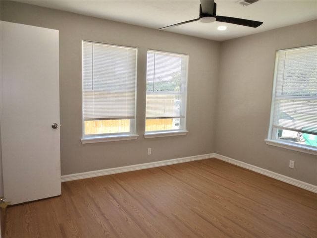 2722 Parker Road B, Houston, TX 77093