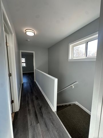 13 Deer Run 13, Bethel, CT 06801