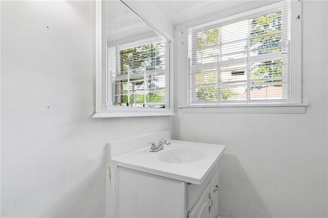 3525 Heritage Valley Road SW, Atlanta, GA 30331