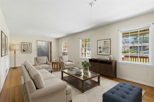 3525 Heritage Valley Road SW, Atlanta, GA 30331