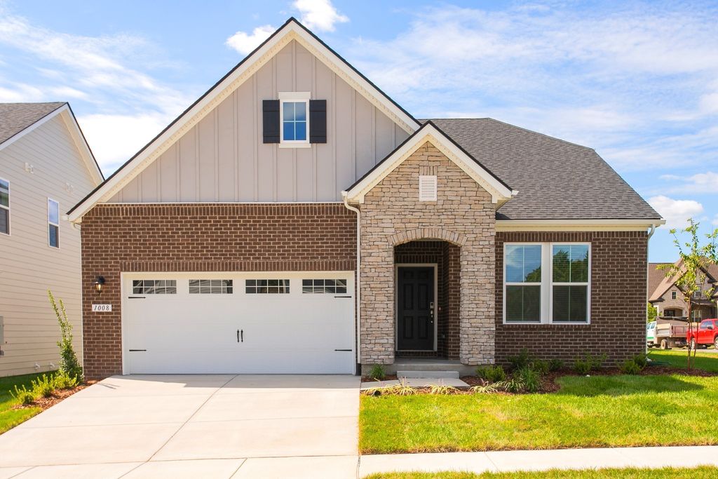 1779 Kemp Drive, Hermitage, TN 37076