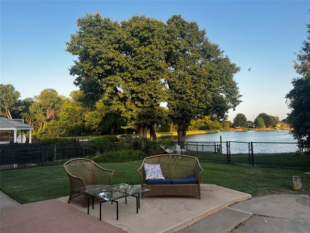 7230 NW 105th Terrace, Oklahoma City, OK 73162