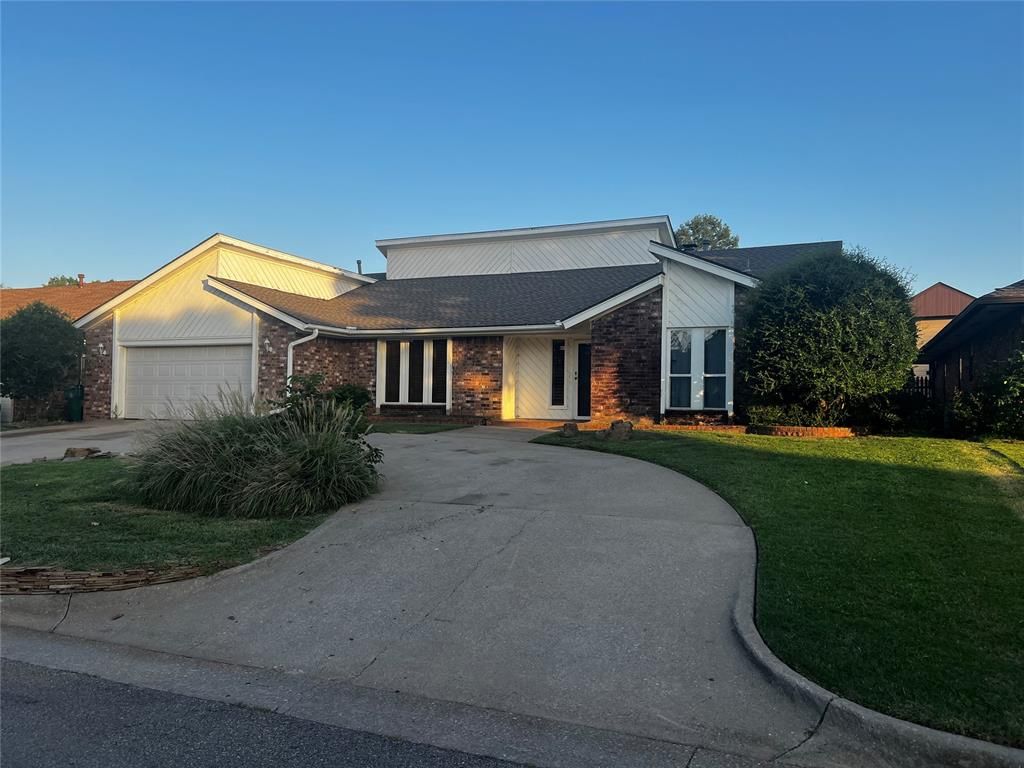 7230 NW 105th Terrace, Oklahoma City, OK 73162