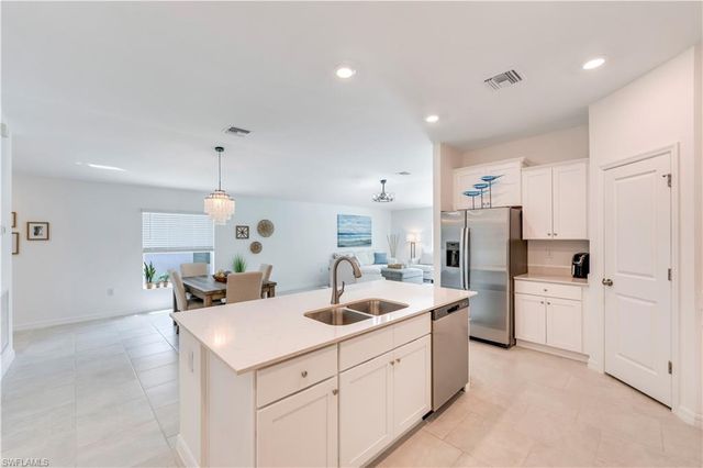 3801 Treasure Oak WAY, Fort Myers, FL 33905