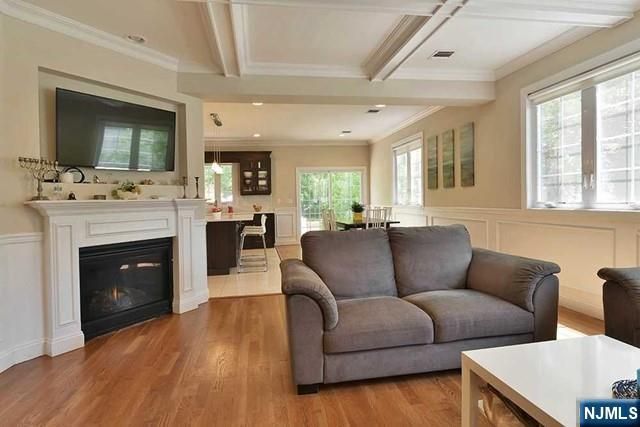 322 Tenafly Road B, Tenafly, NJ 07670