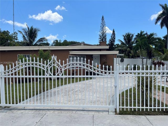101 Miami Gardens Road 101, West Park, FL 33023