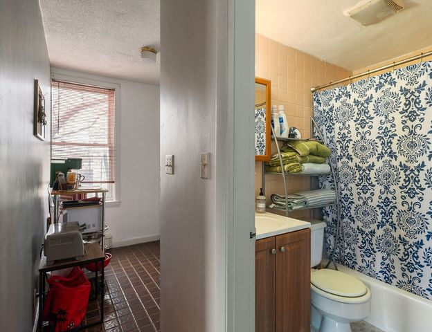 198 Allston St 9, Boston, MA 02135