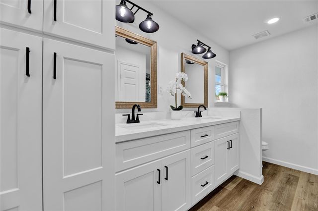 2726 Stetson Lane, Houston, TX 77043