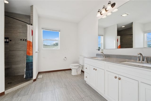 2262 C Street SW, Cedar Rapids, IA 52404