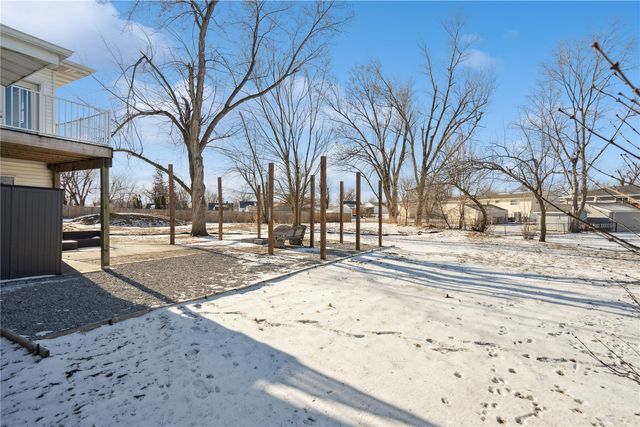 2262 C Street SW, Cedar Rapids, IA 52404