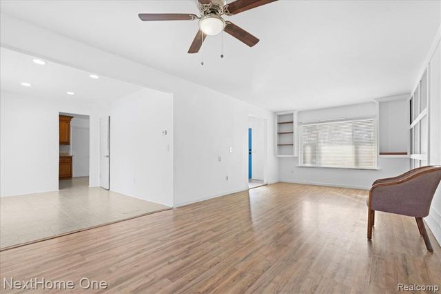 1763 Henbert Road, West Bloomfield, MI 48324