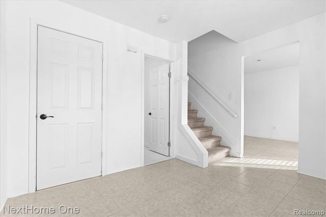 1763 Henbert Road, West Bloomfield, MI 48324