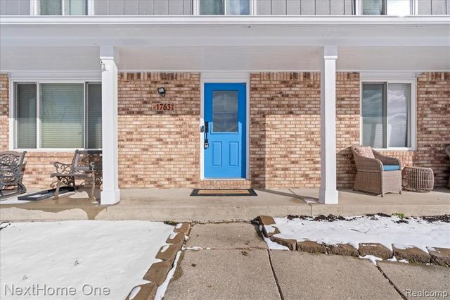 1763 Henbert Road, West Bloomfield, MI 48324