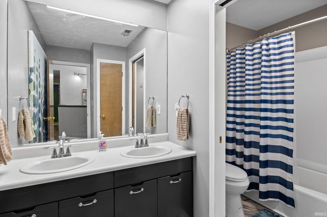 1320 Castle Drive, Lafayette, IN 47905