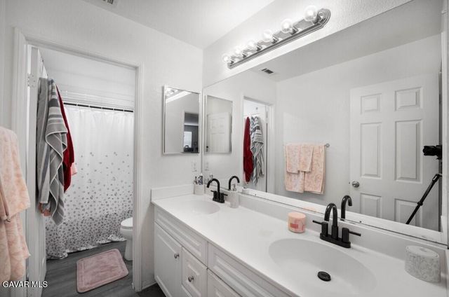 3056 Janine Avenue, Rosamond, CA 93560