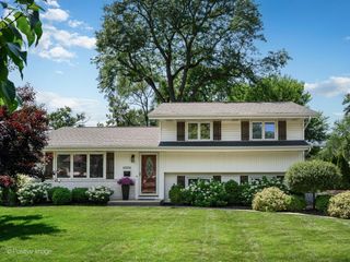 6006 Osage Avenue, Downers Grove, IL 60516