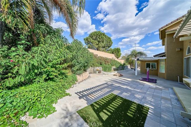 2652 Via Lindo, Rialto, CA 92377