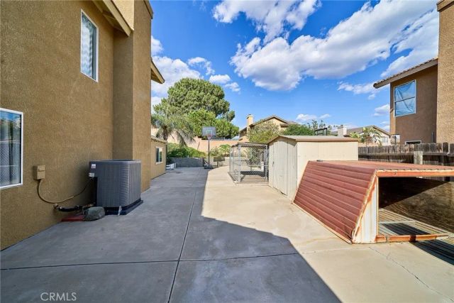 2652 Via Lindo, Rialto, CA 92377