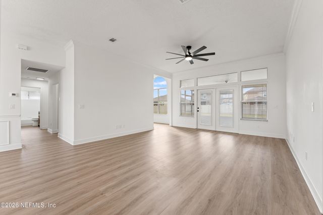 15738 NORTHSIDE Drive E, Jacksonville, FL 32218