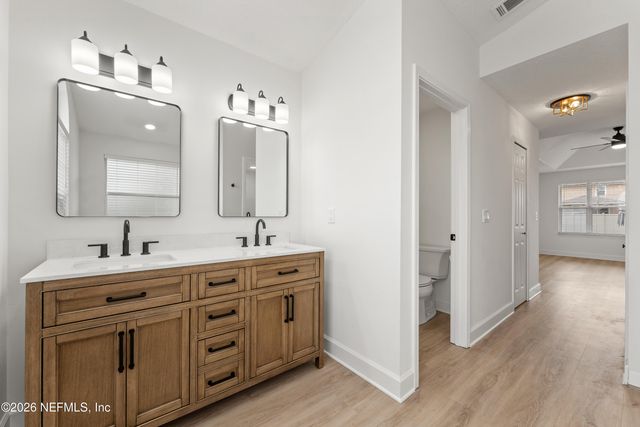 15738 NORTHSIDE Drive E, Jacksonville, FL 32218