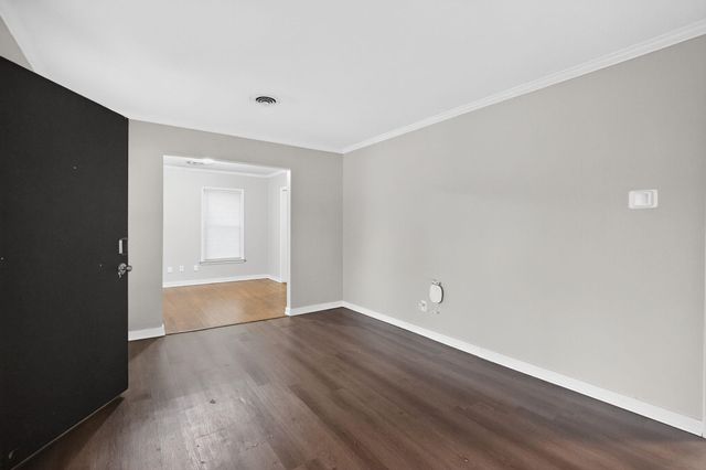 177 E RAINES RD, Memphis, TN 38109