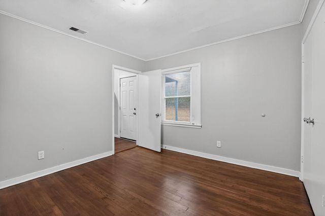 177 E RAINES RD, Memphis, TN 38109