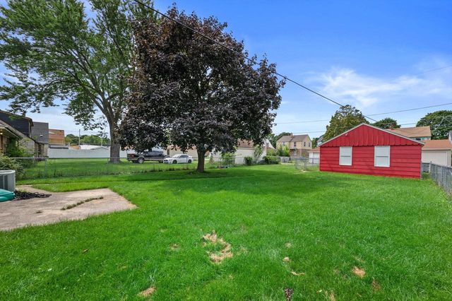4067 N 44th STREET, Milwaukee, WI 53216