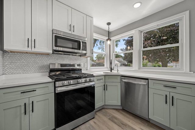 4067 N 44th STREET, Milwaukee, WI 53216