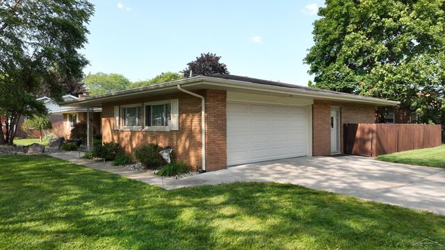 740 Wilson Avenue, Saginaw Twp, MI 48638