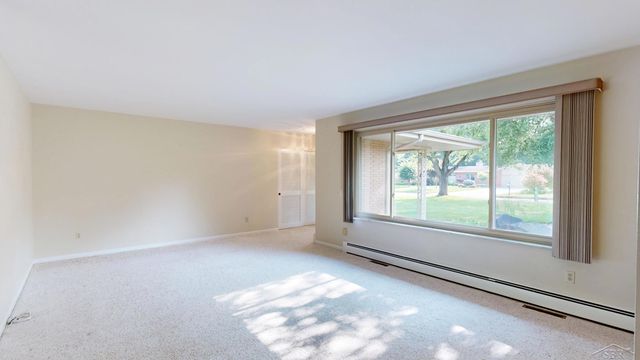 740 Wilson Avenue, Saginaw Twp, MI 48638