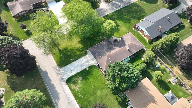 740 Wilson Avenue, Saginaw Twp, MI 48638