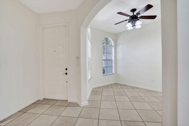 6379 Bella Circle W 606, Boynton Beach, FL 33437