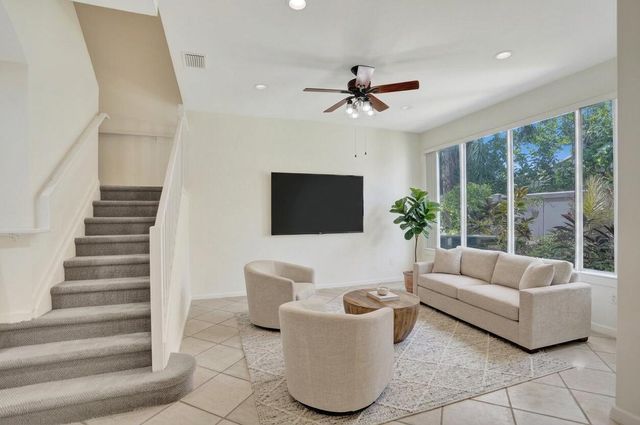 6379 Bella Circle W 606, Boynton Beach, FL 33437