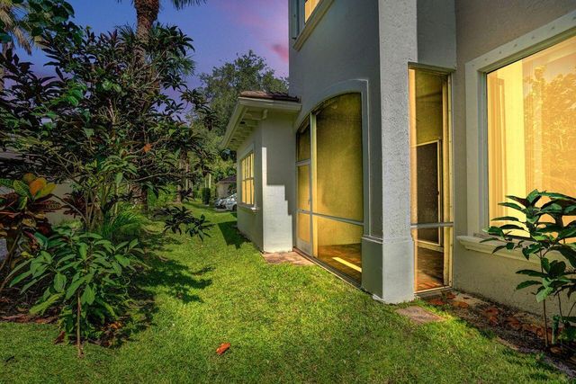 6379 Bella Circle W 606, Boynton Beach, FL 33437