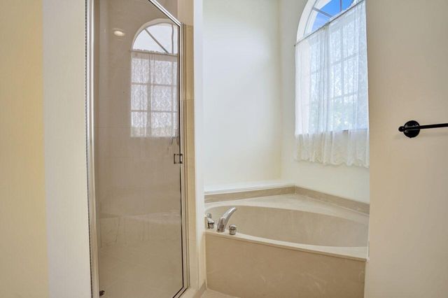 6379 Bella Circle W 606, Boynton Beach, FL 33437