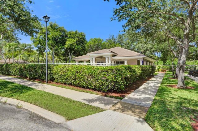 6379 Bella Circle W 606, Boynton Beach, FL 33437