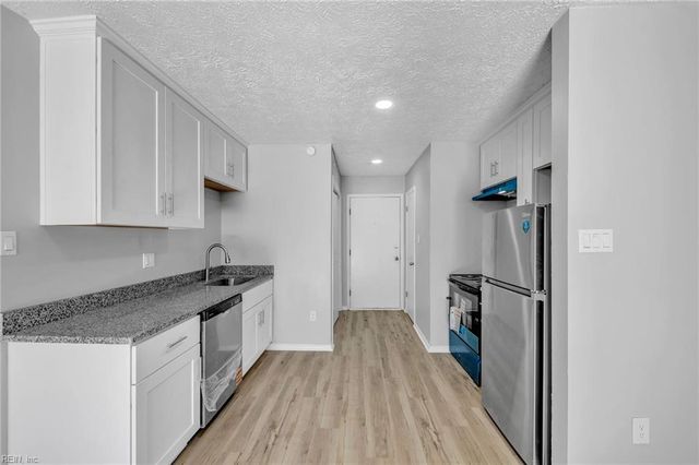 620 Celey ST, Hampton, VA 23661