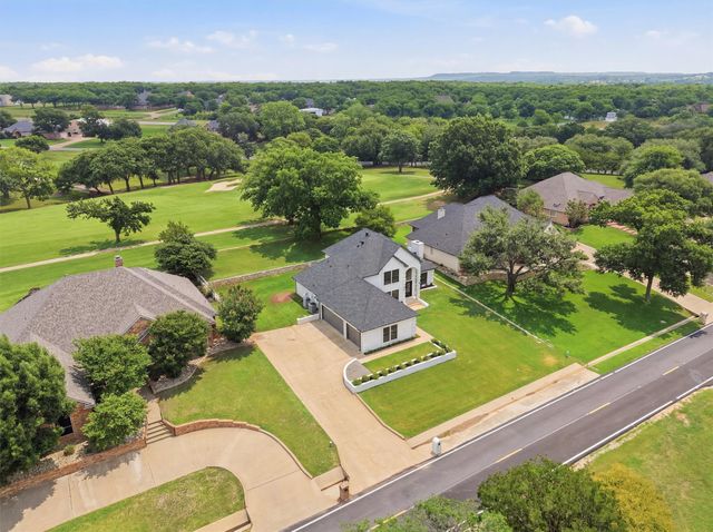 9121 Bontura Road, Granbury, TX 76049