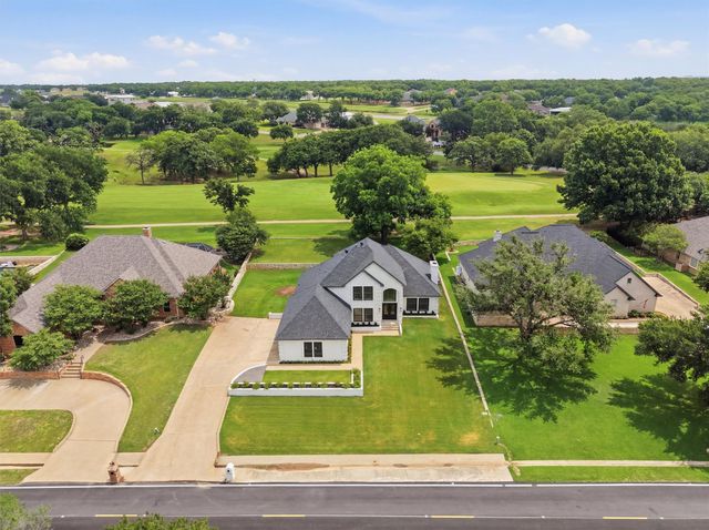 9121 Bontura Road, Granbury, TX 76049