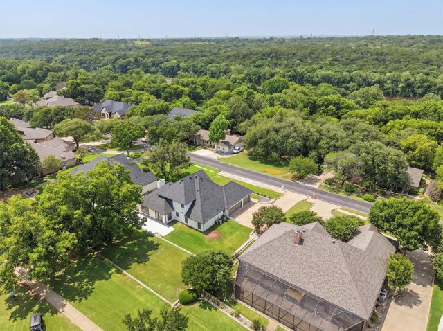 9121 Bontura Road, Granbury, TX 76049