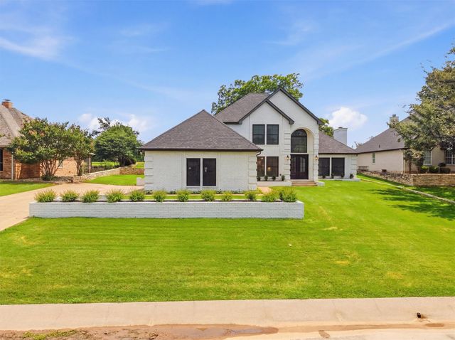 9121 Bontura Road, Granbury, TX 76049