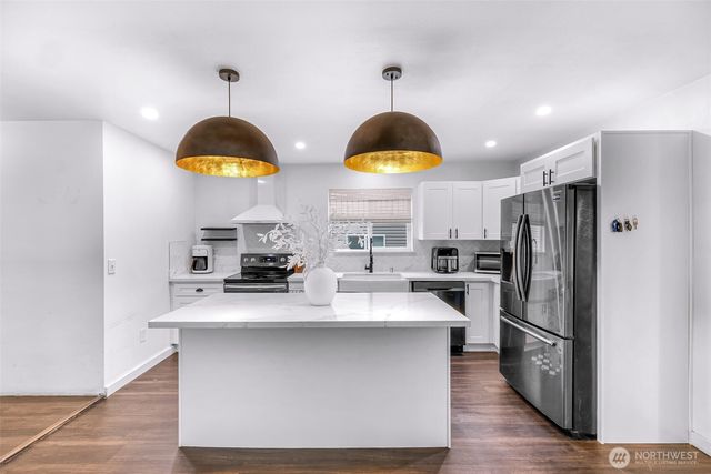 5232 Larrabee Way, Mount Vernon, WA 98273